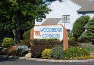 1004 Woodbridge Commons Way, Iselin, NJ 08830-3027