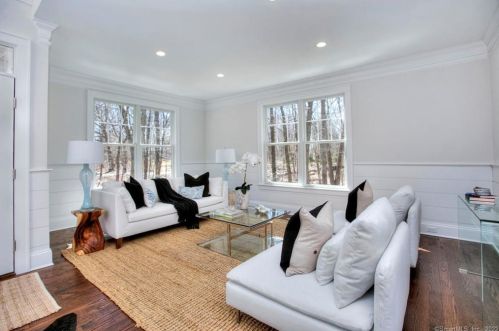 7 Adams Ln, Norwalk, CT 06850-1314