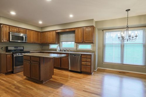 2181 Heather Hill Blvd, Cincinnati OH  45244-2663 exterior
