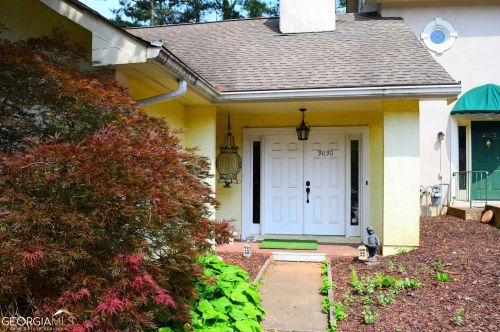 3630 Chattahoochee Ct, Duluth, GA 30096-3210