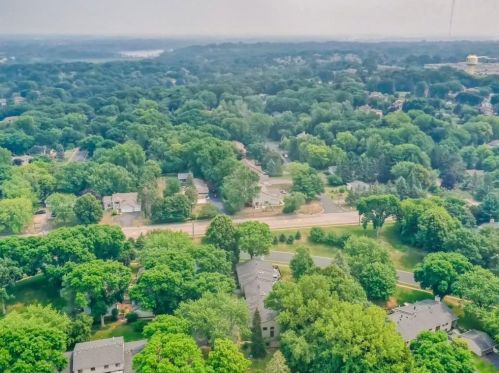 4385 Arden View Ct, Saint Paul MN  55112-1946 exterior