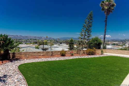 1219 Barham Dr, San Marcos CA  92078-4550 exterior