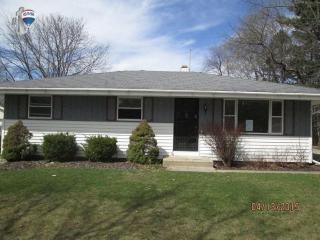 5616 Bellville Dr, Rockford, IL 61108-2412