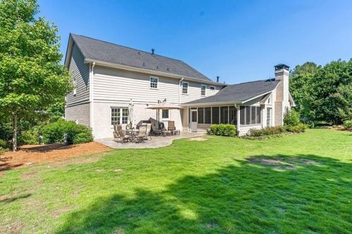 425 Breakwater Rdg, Atlanta GA  exterior