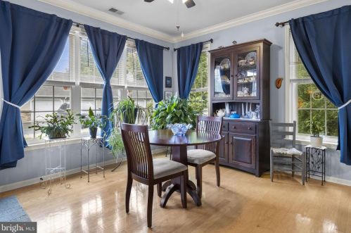 64 Kyle Way, Trenton NJ 08628-2521 exterior