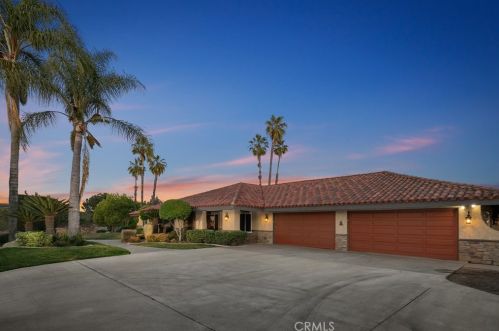16075 Rawhide Ln, Riverside, CA 92504-9585