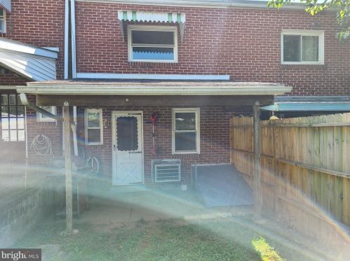911 Union St, Lancaster PA  17603-5435 exterior