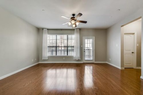 1511 Biltmore Ln, Irving TX  75063-3423 exterior
