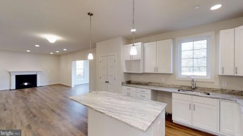 326 Gordon Ave, Severna Park MD 21146-4309 exterior