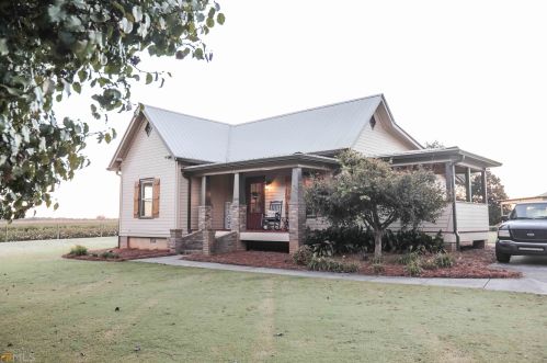 1041 Echols Rd, Bishop, GA 30621-2065