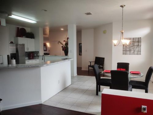 1084 Magnolia Ln, Cedar Hill TX 75104-6200 exterior