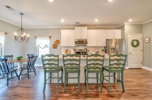21 Thunder Hawk Ln, Rydal, GA 30171-1696