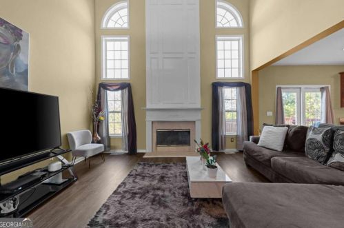 5625 Baffin Rd, Atlanta GA  30349-7050 exterior