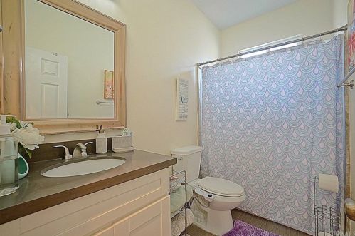 4436 Edgewood Pl, Riverside CA  92506-1077 exterior