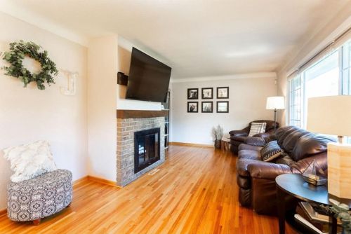 1616 Demont Ave, Saint Paul MN  55109-2112 exterior