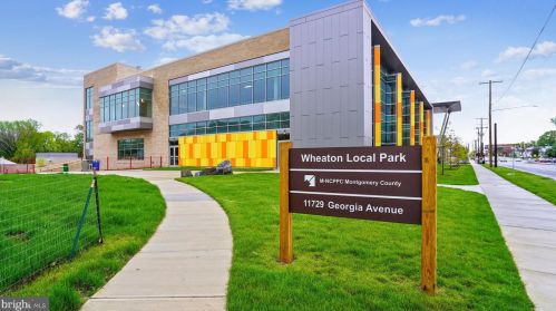 13509 Moonlight Trail Dr, Silver Spring MD 20906-6700 exterior