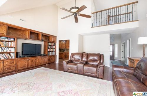 2114 Red Rock Dr, Morgans Point TX 76513-1343 exterior