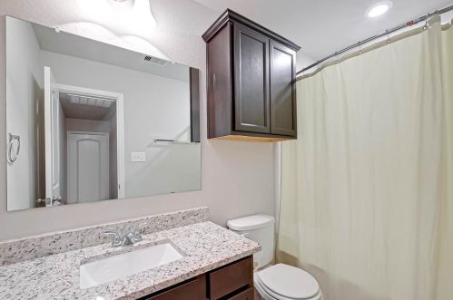 1042 Pleasant Bnd, Conroe TX  77301-1898 exterior