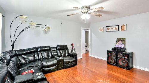 929 Harmon St, Santa Ana CA  92704-2015 exterior