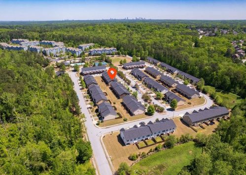 421 Fernbay Dr, Atlanta GA  30331-8957 exterior