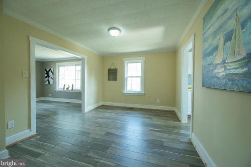 793 Jefferson Ave, Charles Town WV  25414-1219 exterior