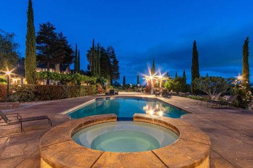 2975 Bannister Ave, Gilroy, CA 95020-9191