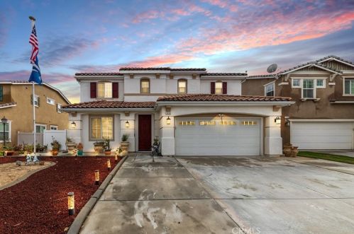 1910 Castlegate Ln, Redlands, CA 92374-1635