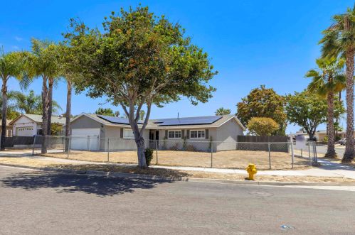 602 Ann St, Oceanside, CA 92057-3502