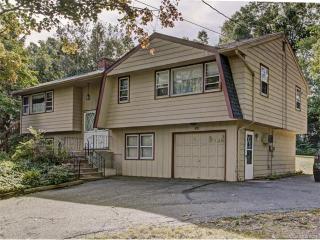 89 Wilshire Rd, Vernon, CT 06066-4014