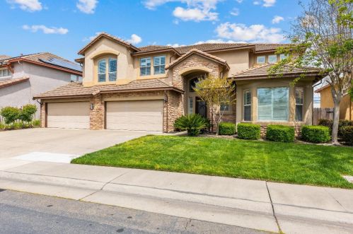 9847 Cortino Way, Elk Grove, CA 95757-3048