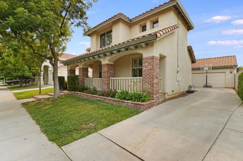 3914 Packwood Way, Elk Grove, CA 95758-4547