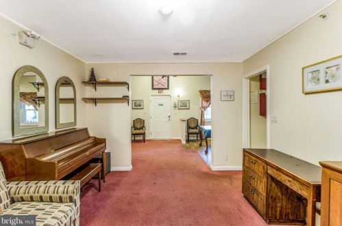 12606 Meadowood Dr, Silver Spring MD 20904-2928 exterior