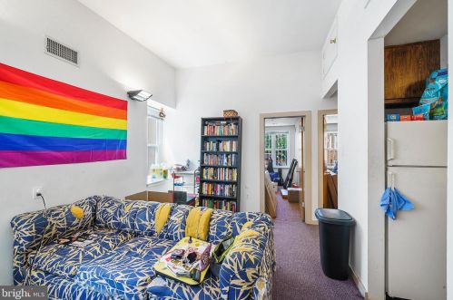 3961 Baltimore Ave, Philadelphia PA 19143-2623 exterior