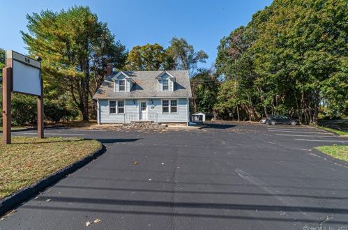 58 Norwich Rd, Quaker Hill CT  06375-1127 exterior