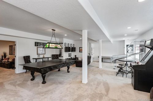 27553 Euclid Dr, Aurora CO 80016 exterior