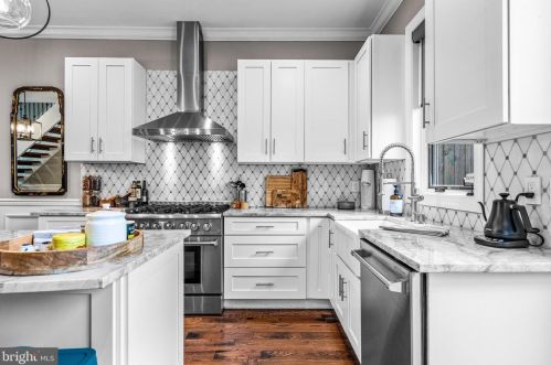 854 Front St, Philadelphia PA 19147-4341 exterior