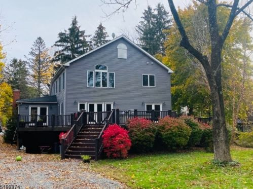 60 Woodland Rd, Dover NJ  07869-4119 exterior