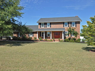 108 Welcome Ln, Pendleton, SC 29670-9767