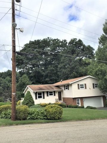 107 Laurel Dr, Franklin, PA 16323-1926