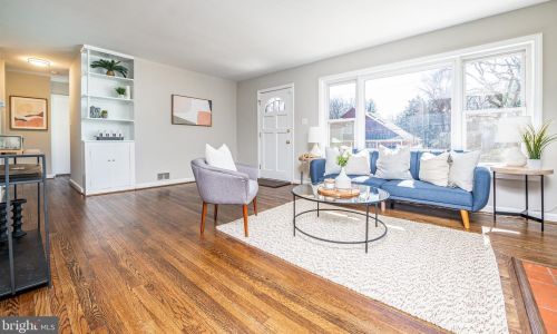 405 Pershing Dr, Silver Spring MD 20910-4341 exterior