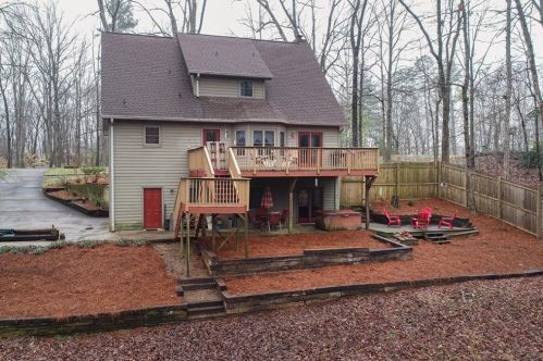 2720 Quillians Dr, Gainesville, GA 30506-2884
