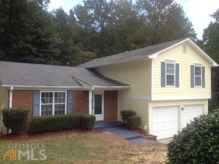 7478 Woods Ct, Lithonia, GA 30058-8268
