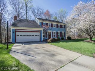 12517 Lolly Post Ln, Woodbridge, VA 22192-1736