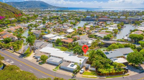 421 Kawaihae St, Honolulu HI  96825-1206 exterior