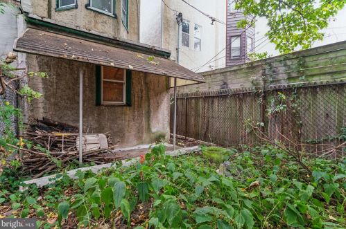2126 18th St, Philadelphia PA  19121-1623 exterior