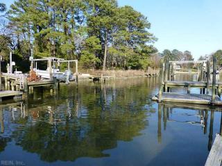 240 Blake Rd, Norfolk, VA 23505-4404