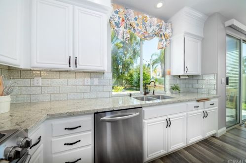 20752 Freeport Dr, Riverside CA  92508-3145 exterior