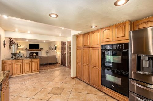 3353 Niagara Way, Denver, CO 80224-2827
