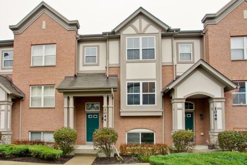 1044 Claremont Dr, Palatine, IL 60074-4000