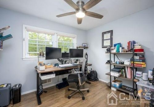 10 Boxwood Rd, Piscataway NJ 08854-5942 exterior